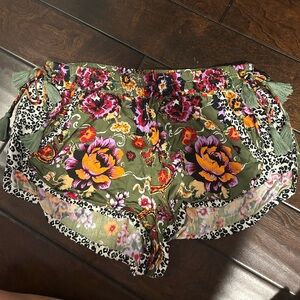 Free people floral animal print shorts decorative side tie tassels size M